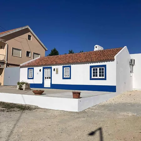 Holiday home Casa Isqueiro Cela (Leira)