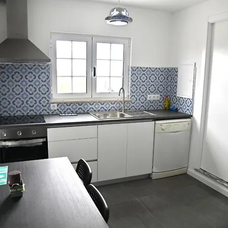 Casa Isqueiro Cela (Leira)