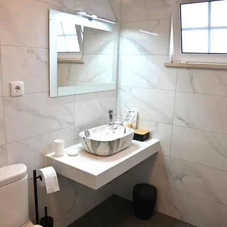 Casa Isqueiro Cela (Leira)