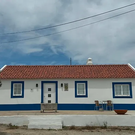 Casa Isqueiro Holiday home *