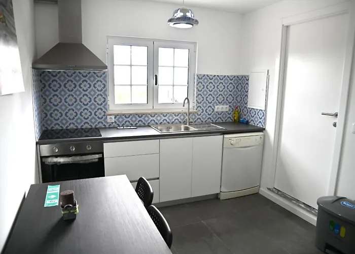 Casa Isqueiro Cela (Leira)