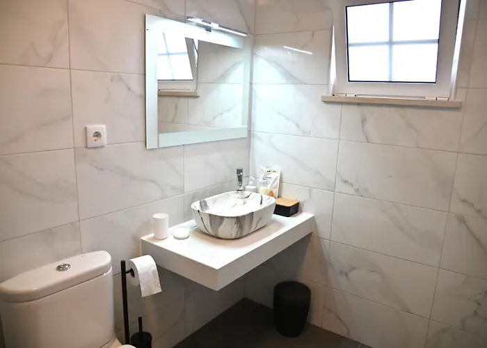 Casa Isqueiro Cela (Leira)